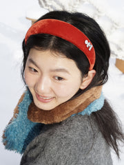 Tagi. "i" imagines velvet headbands