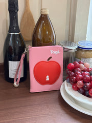 Tagi. Apple passport holder