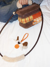 Tagi. Popcorn running pendant