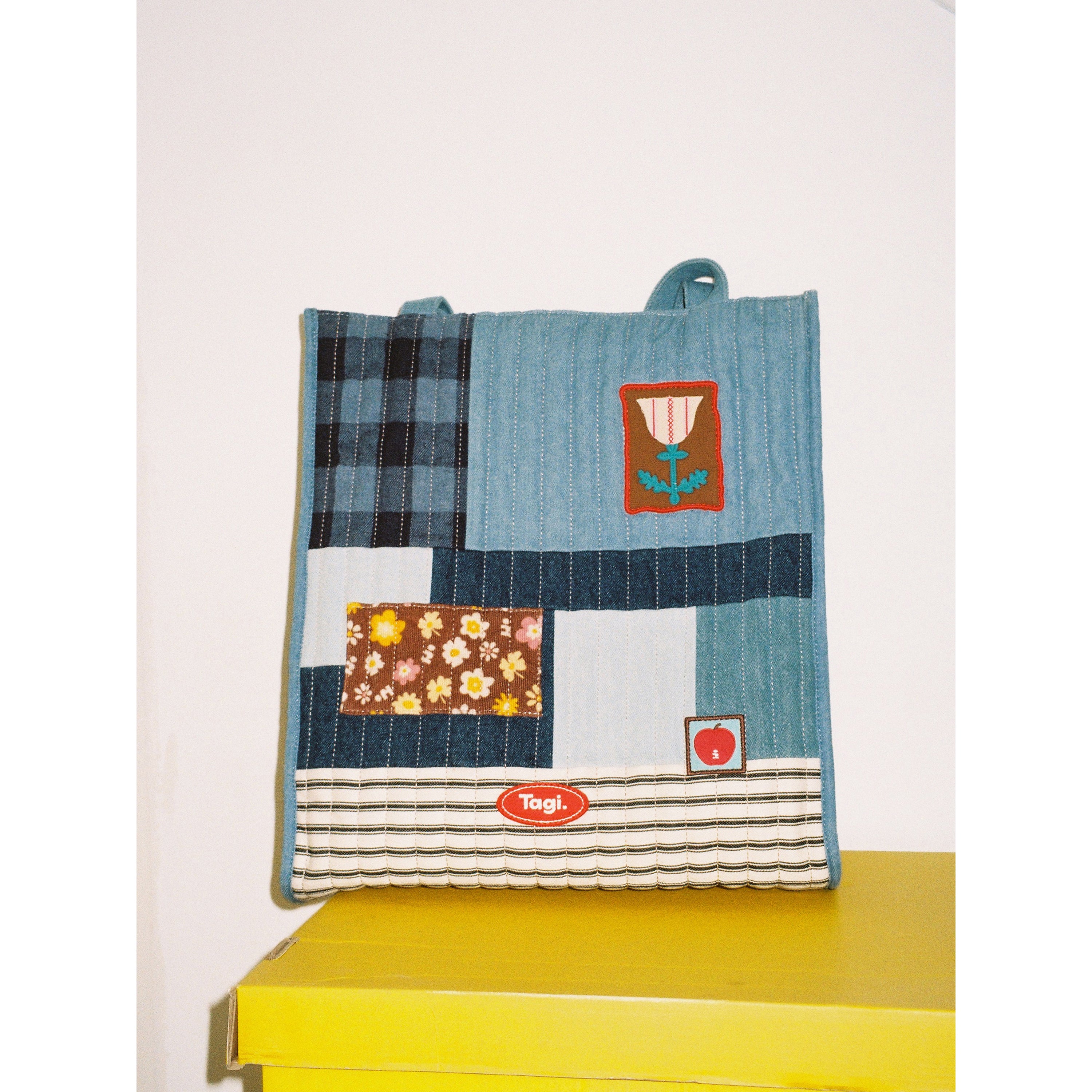 Tagi. Imagine Patchwork Put-Put Denim Shoulder Bag