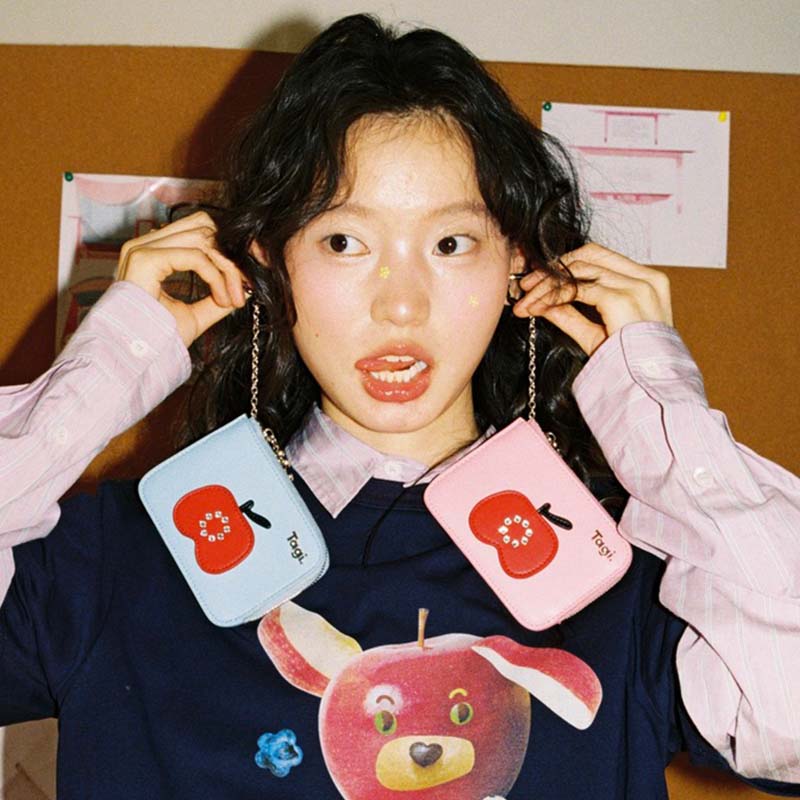 Tagi. Fruit Card Holder