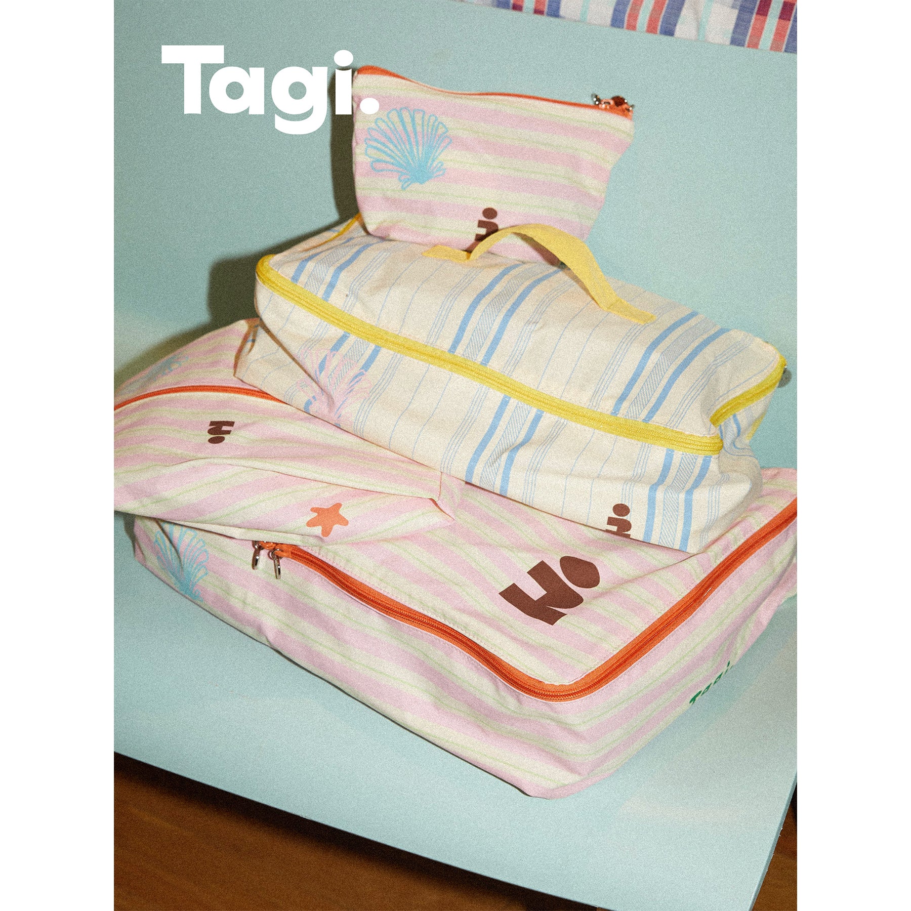 Tagi. Star Travel Storage Bag