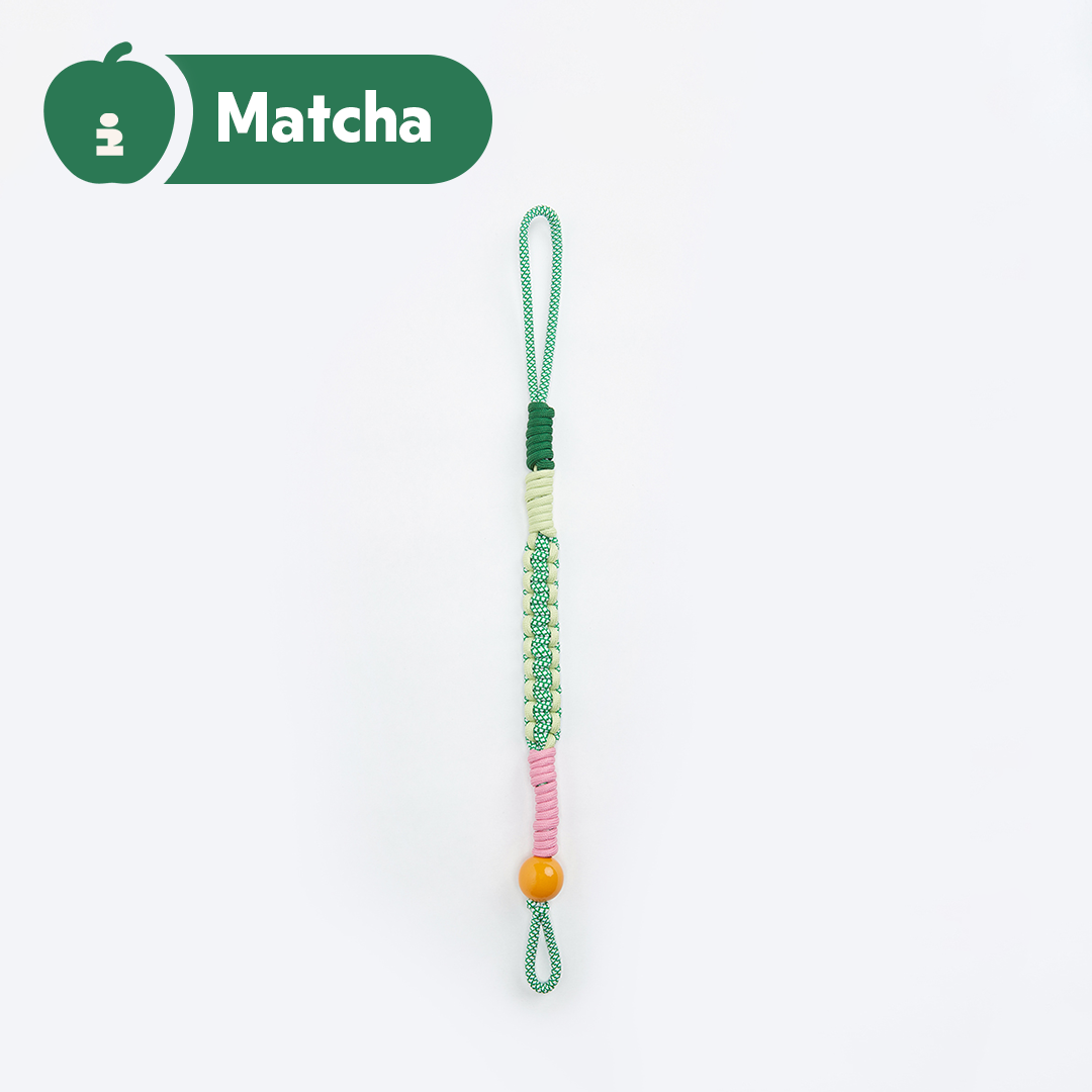 Tagi. Imagine Apple Pet Retractable Leash and Pet Leash Wrist Strap