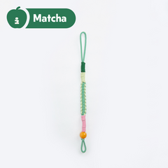 Tagi. Imagine Apple Pet Retractable Leash and Pet Leash Wrist Strap