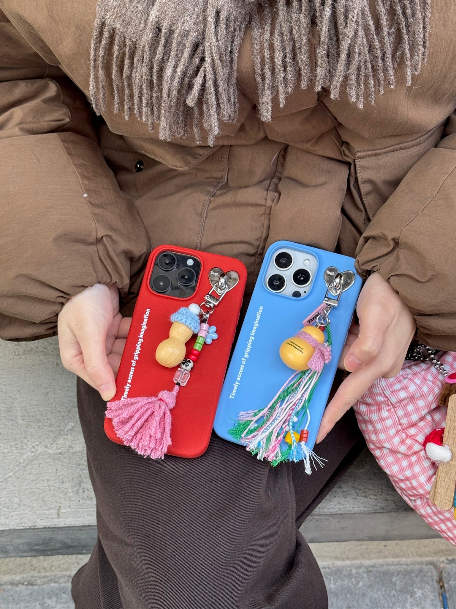 Tagi.Hulu&Peanut liquid silicone magnetic phone case