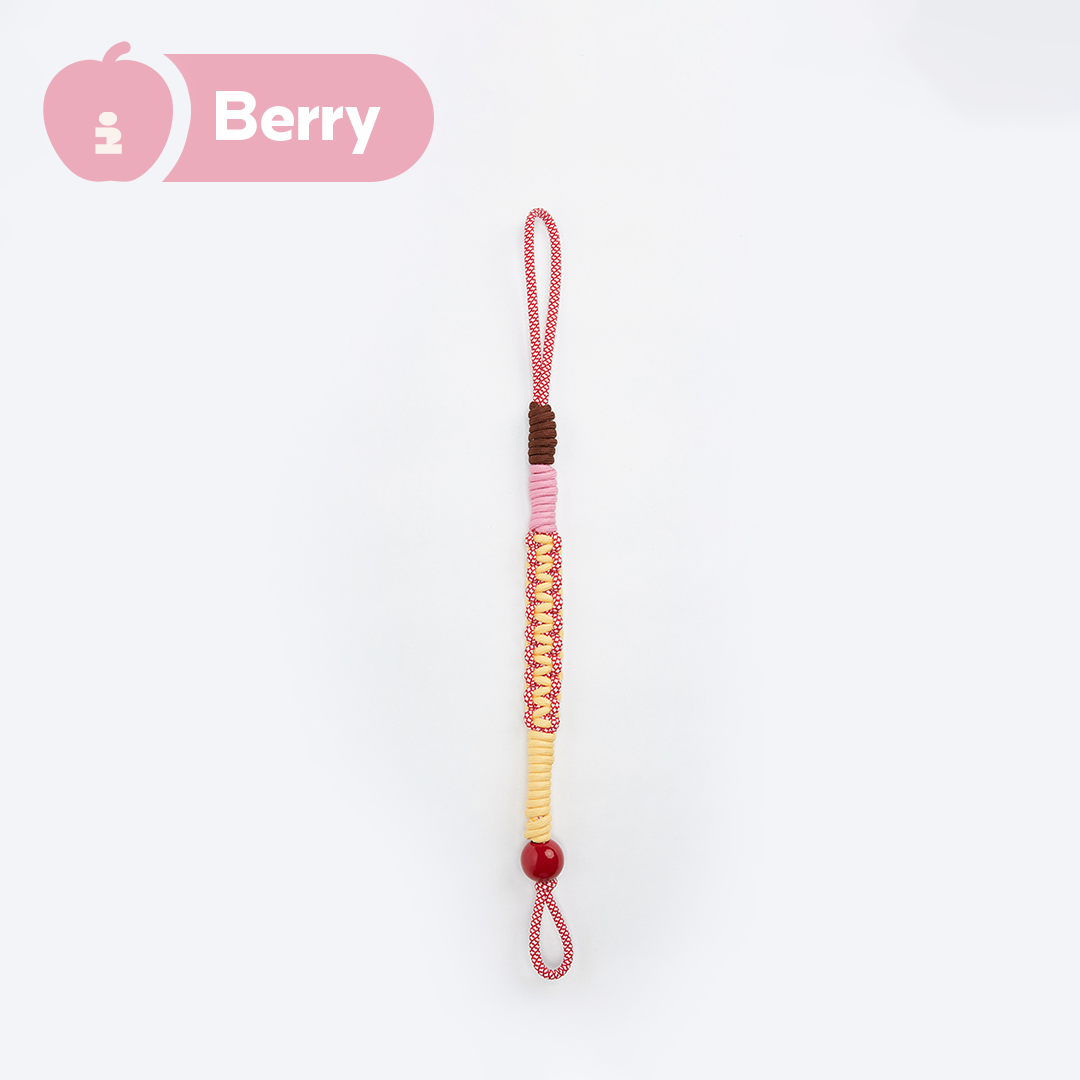 Tagi. Imagine Apple Pet Retractable Leash and Pet Leash Wrist Strap