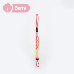 Tagi. Imagine Apple Pet Retractable Leash and Pet Leash Wrist Strap