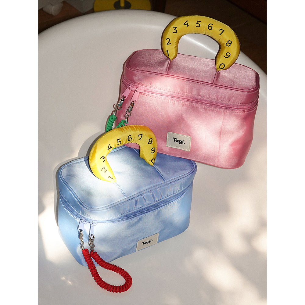 Tagi. Call me Hotdog Storage bag