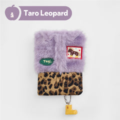 Tagi. Dress-up Game Passport Holder