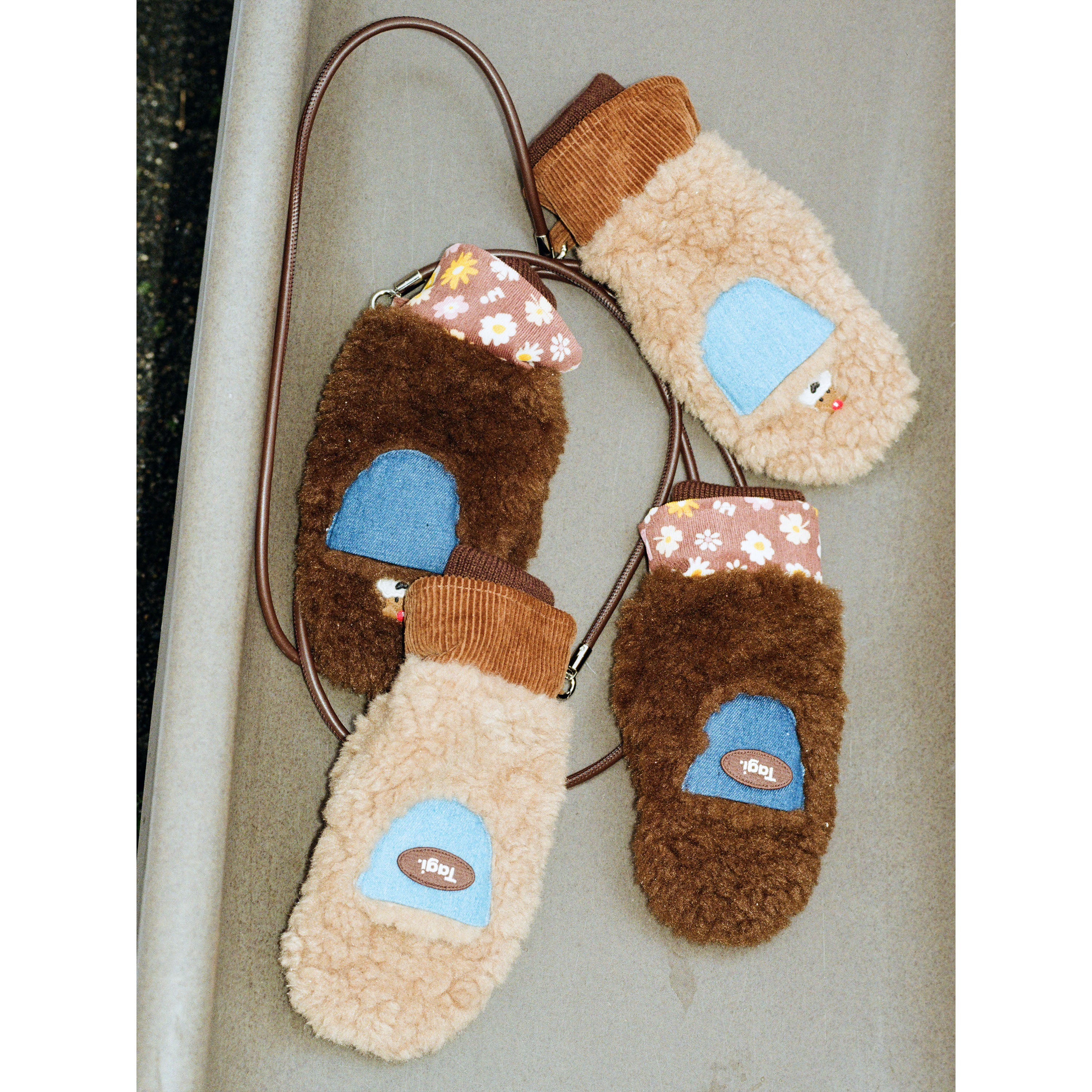 Tagi. Imagine Patchwork Gloves