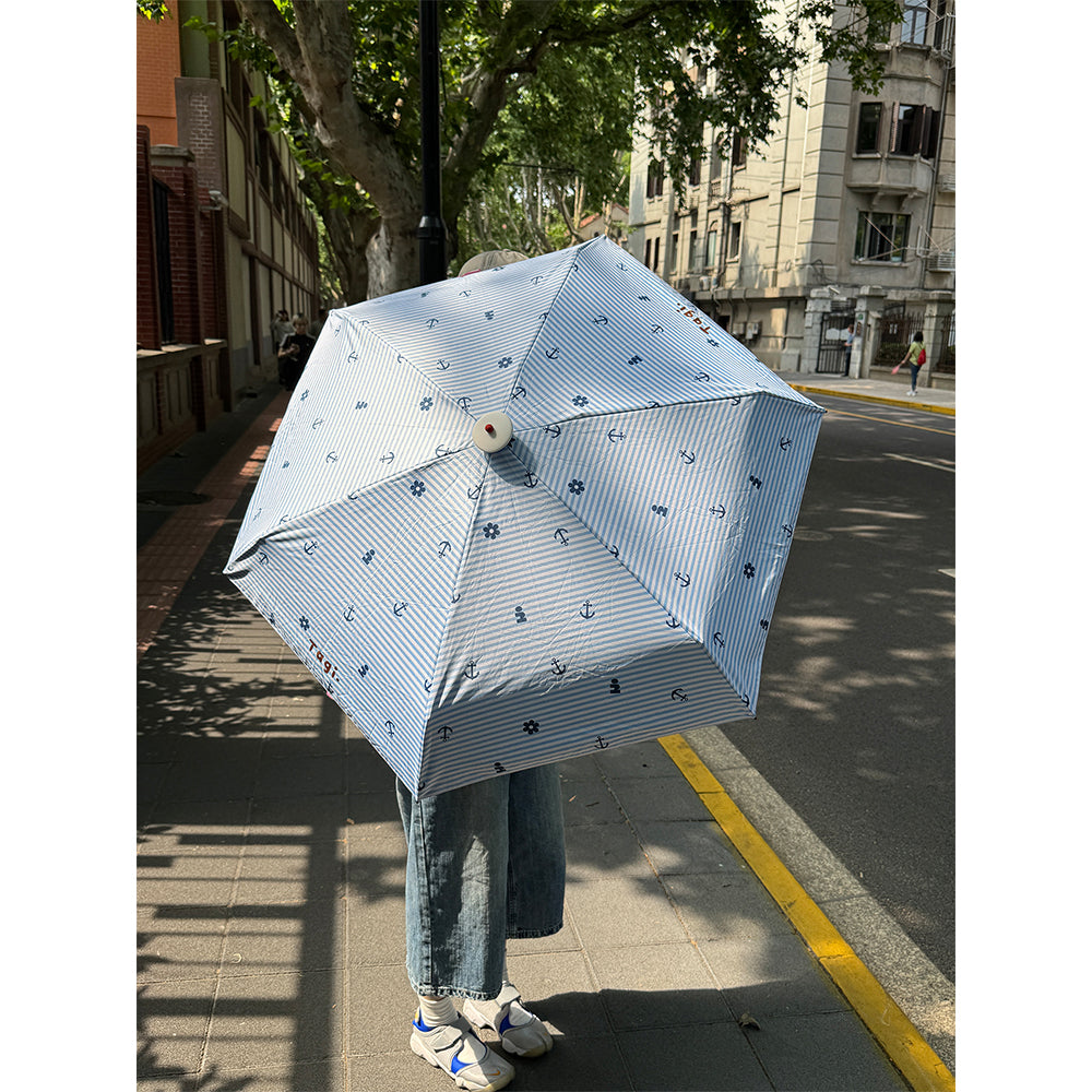 Tagi. Dress-up Game Umbrella