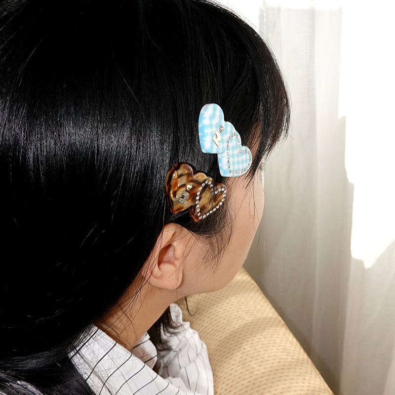 Tagi. Signal Heart Hair Clip