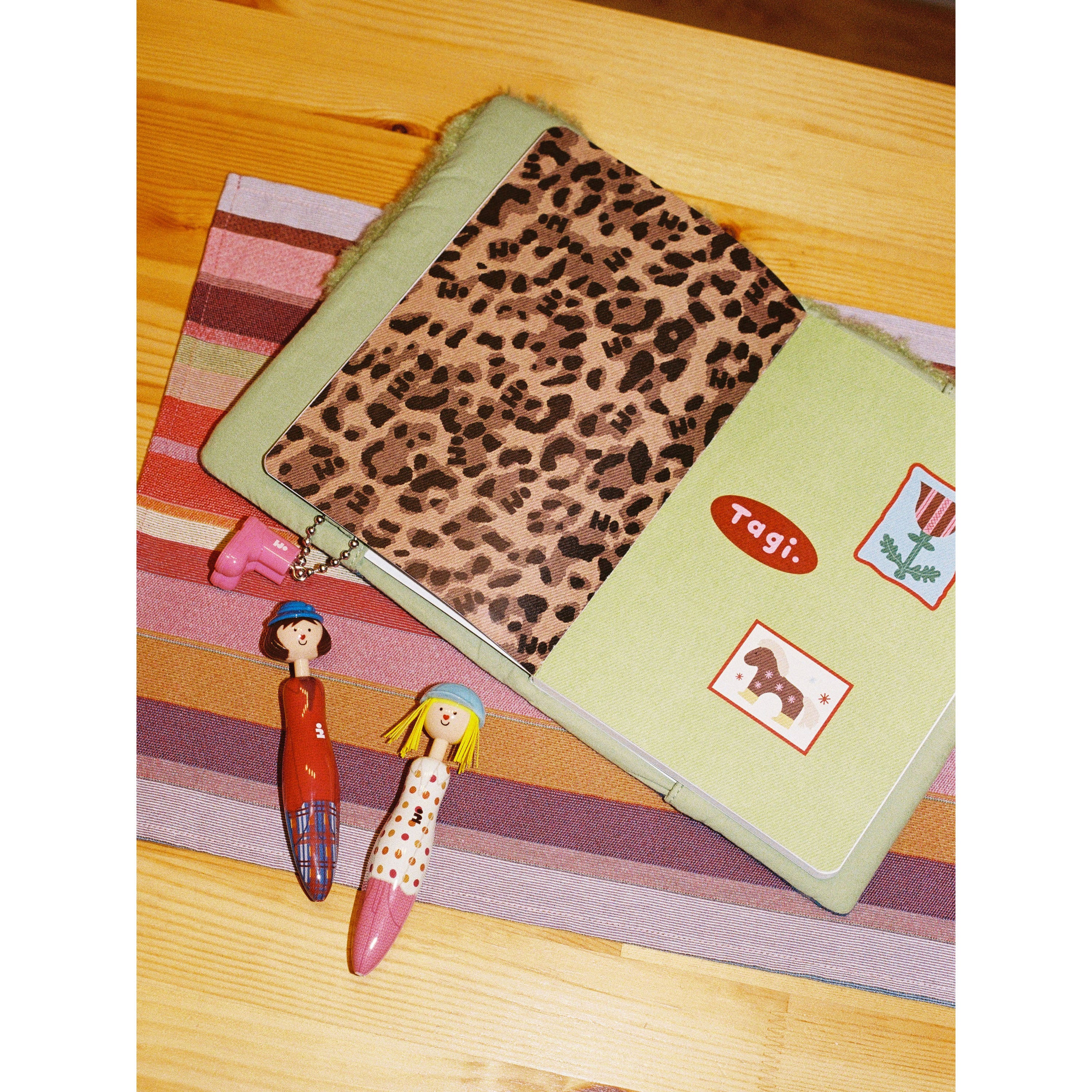 Tagi. Dress-up Game Notebook and Ballpoint Pen