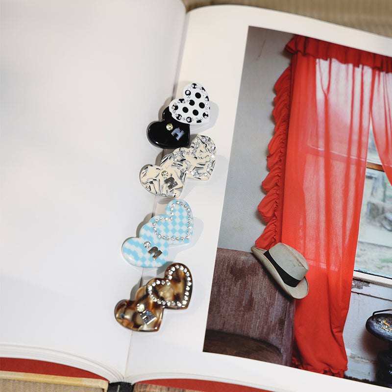 Tagi. Signal Heart Hair Clip