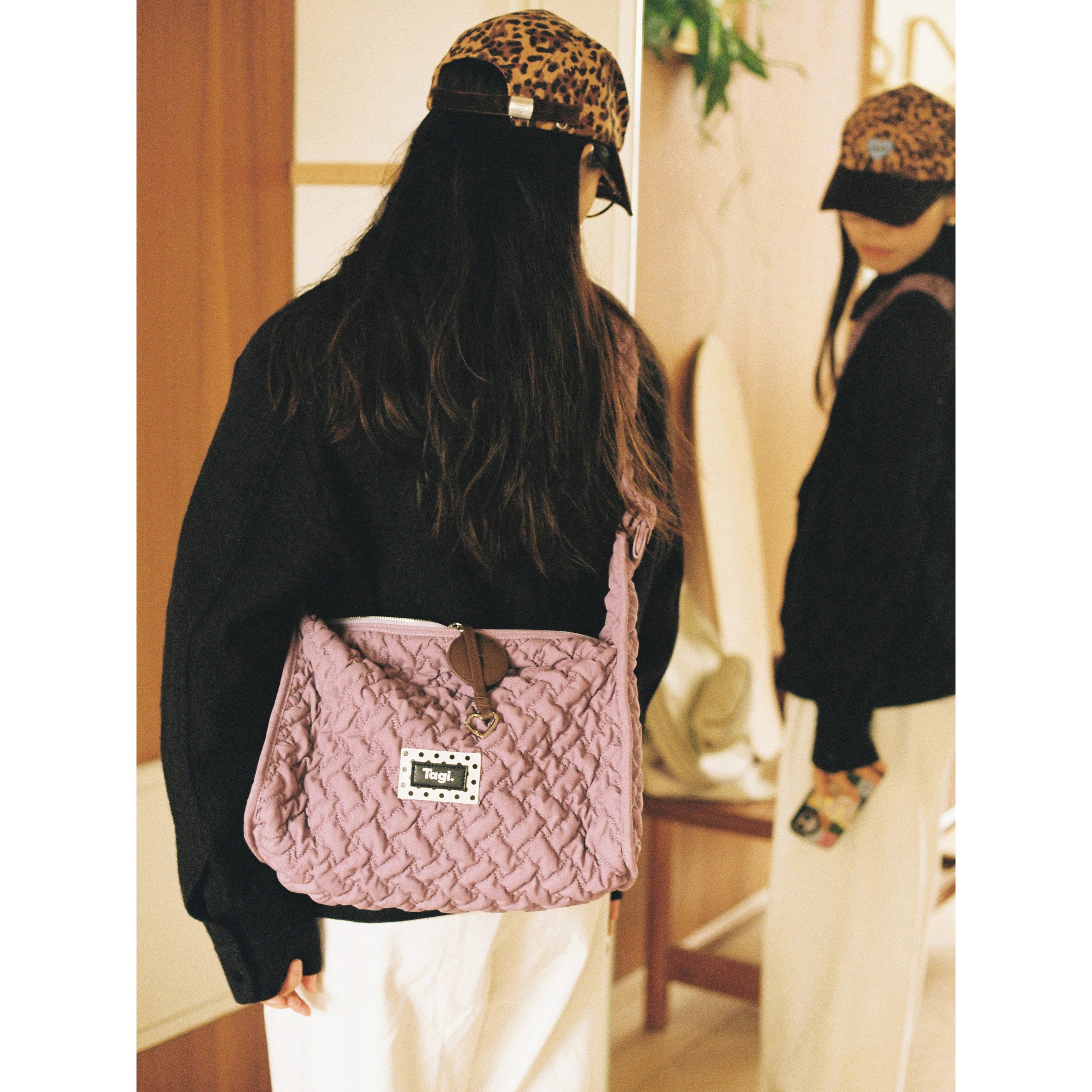 Tagi. Puffy Cube Bag