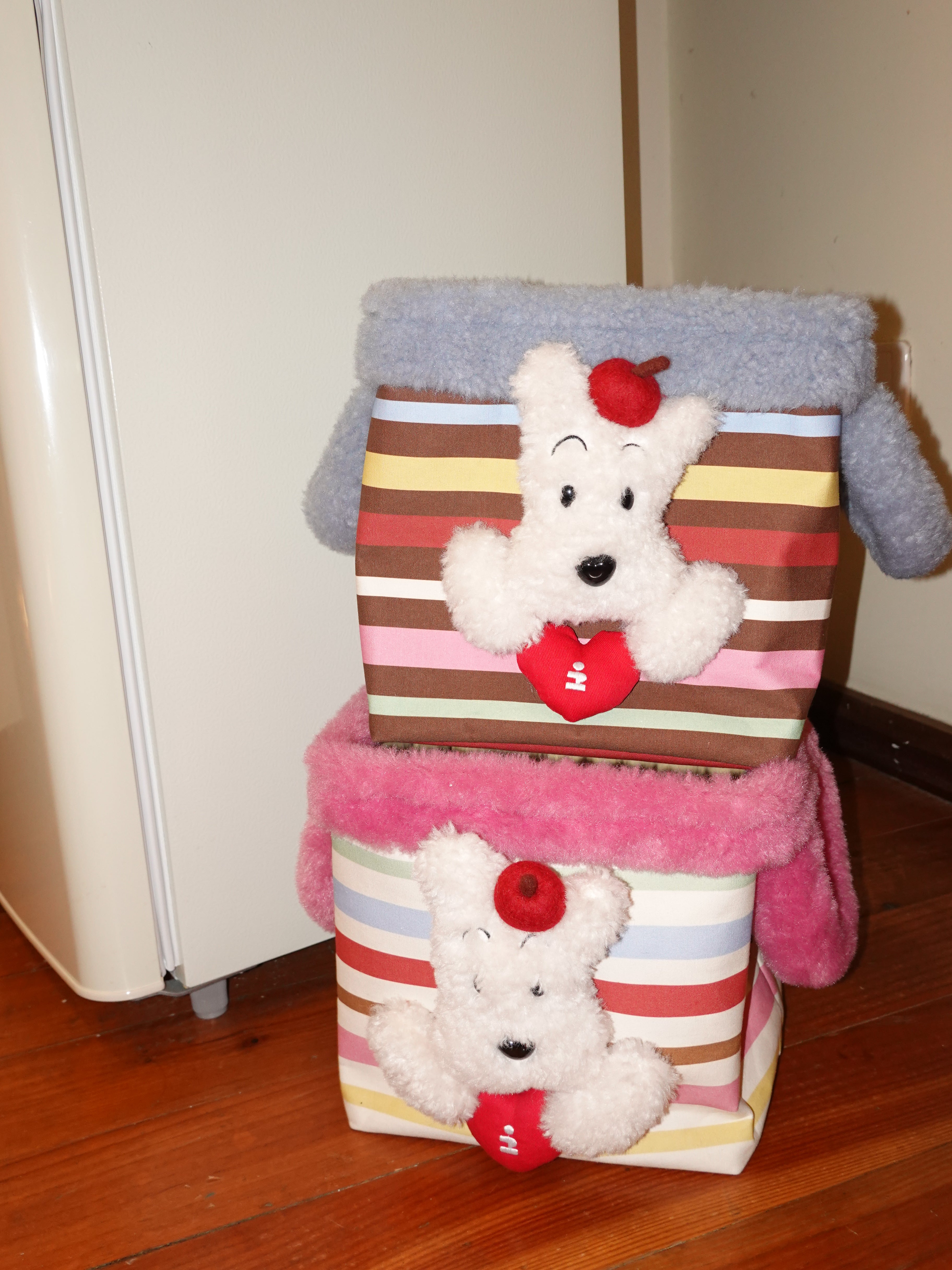 Tagi. <Haha> daily striped home plush storage basket