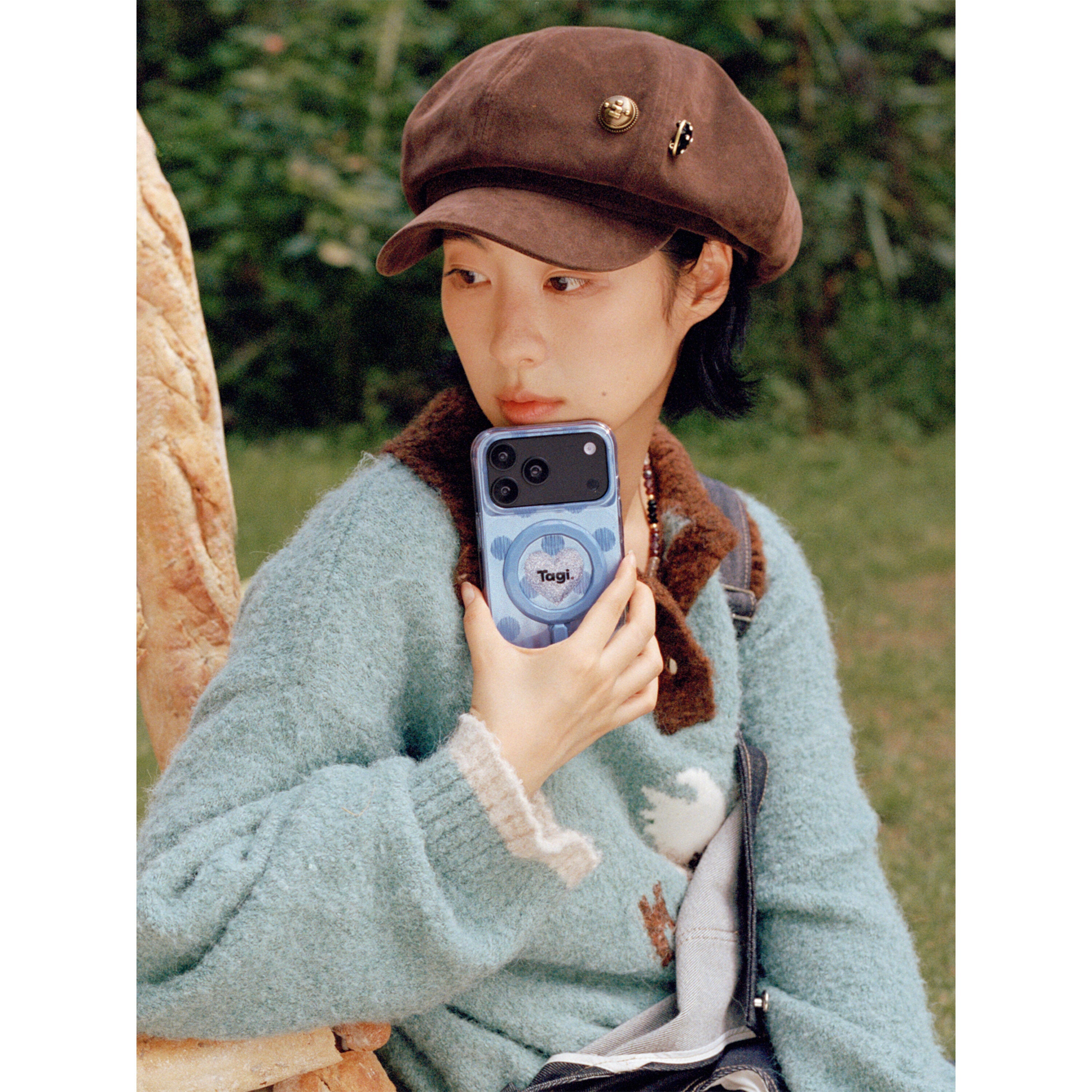 Tagi. Put-Put Happy Magnetic Phone Case and Magnetic Phone Grip iPhone 17/18 Pro Max