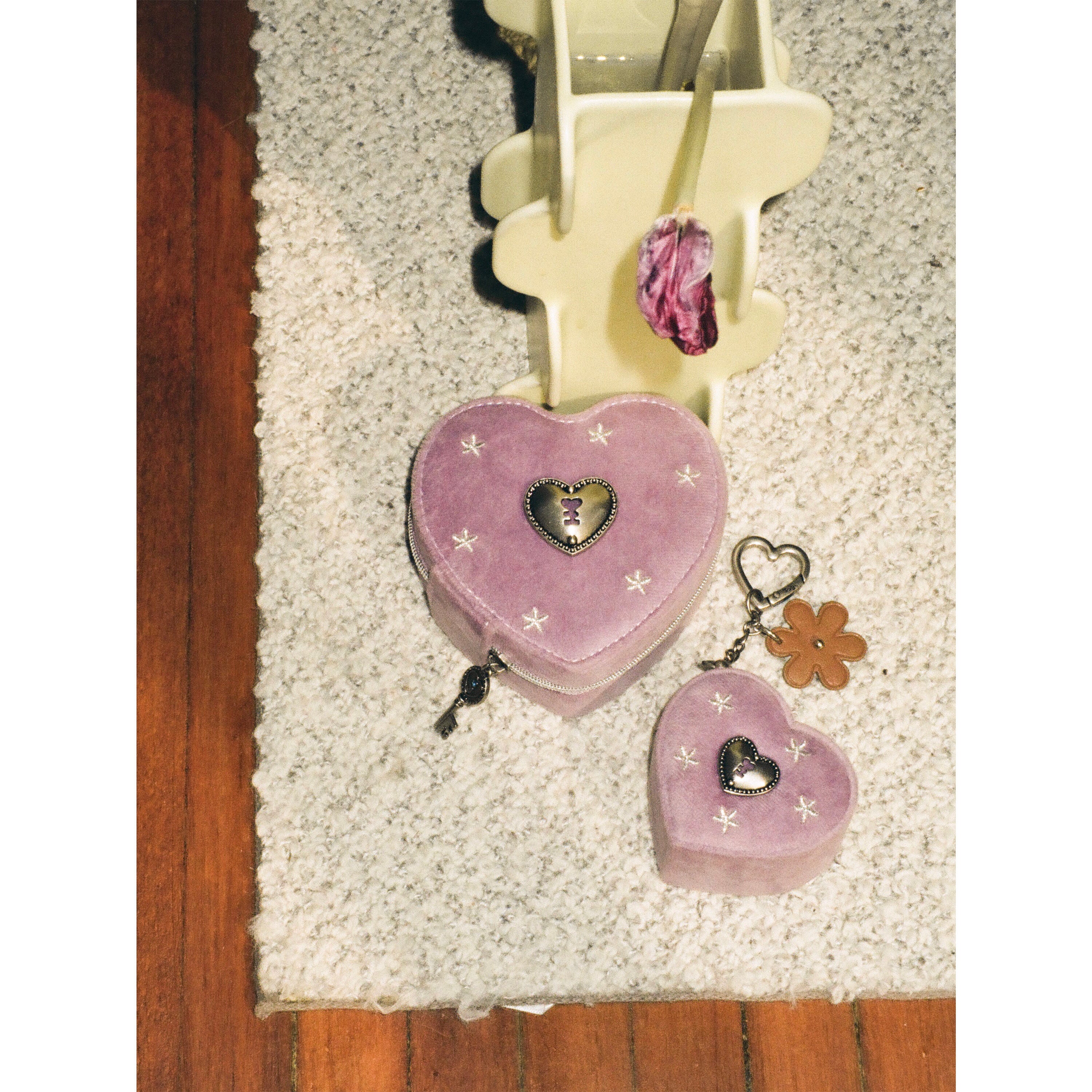 Tagi. Put-Put Heart Jewelry Box and Ring Storage Box Charm