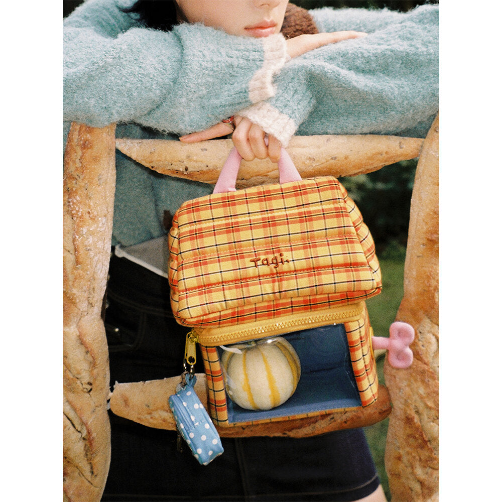 Tagi. Game House Cosmetic Storage Bag / Mini House Bag Charm
