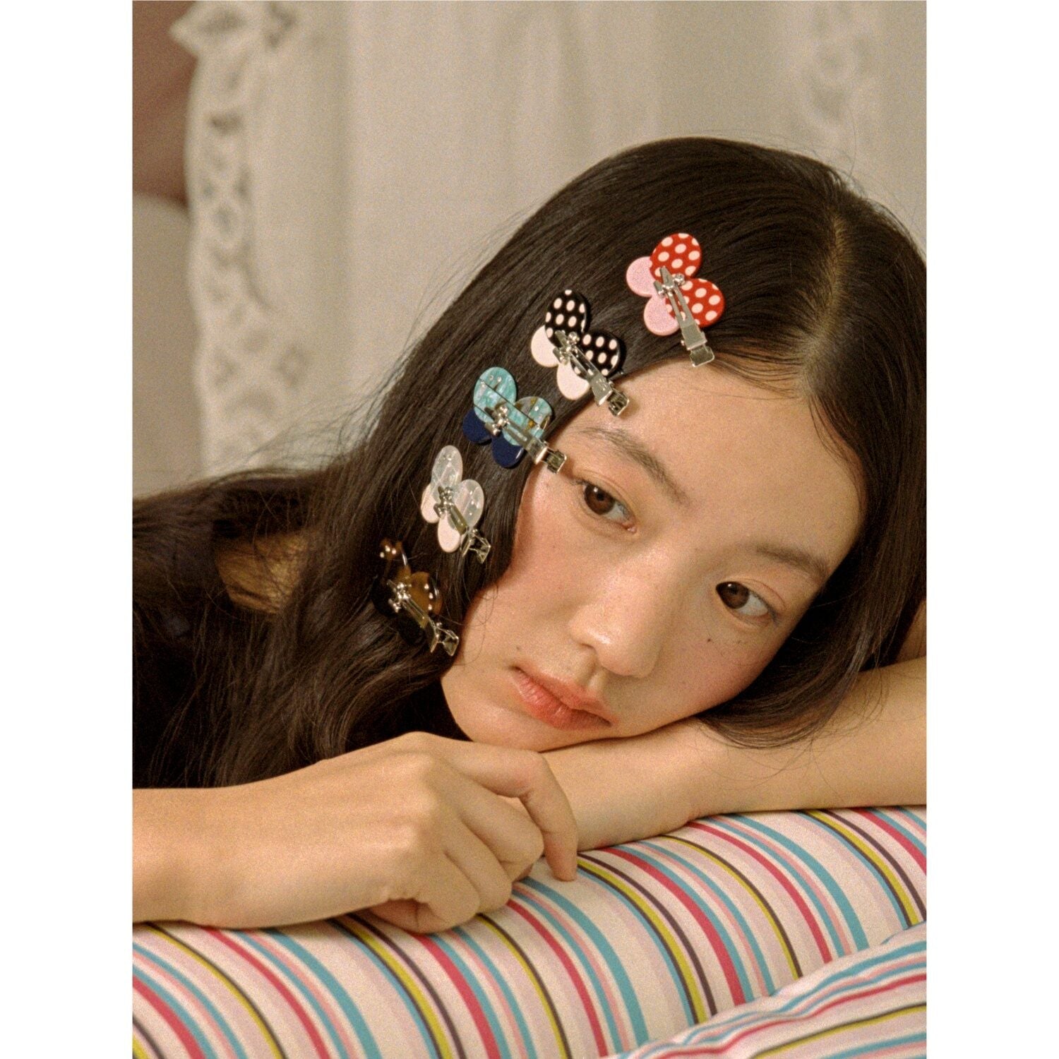 Tagi. Butterfly Seamless Hairpin