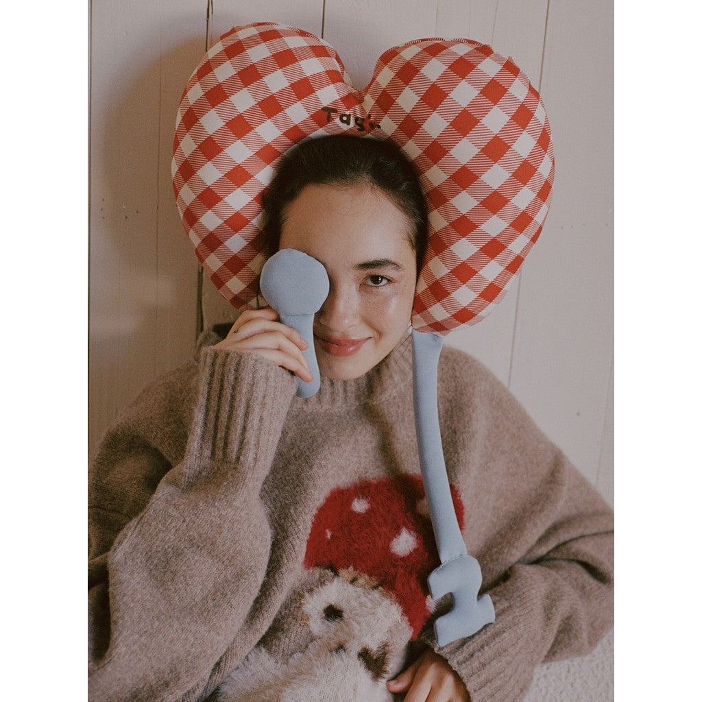 Tagi. Put-Put Heart Neck Pillow&Eye Mask Set
