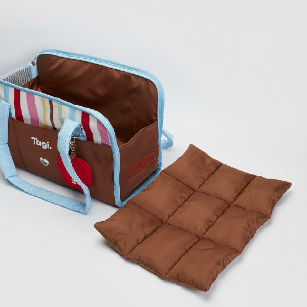 Tagi. Daily Stripe Pet Car Travel Bag