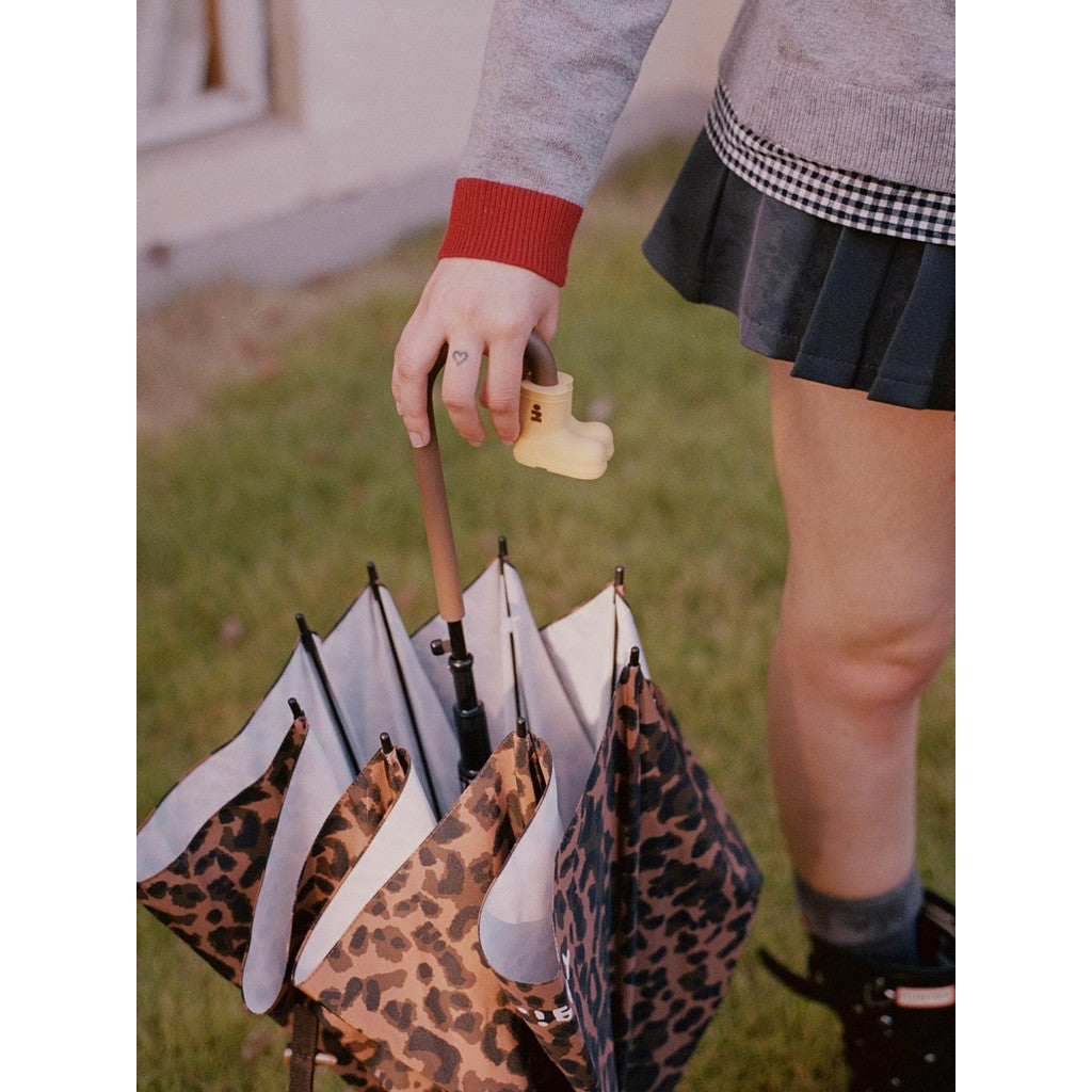 Tagi. Dress-up Game Long-handled Umbrella